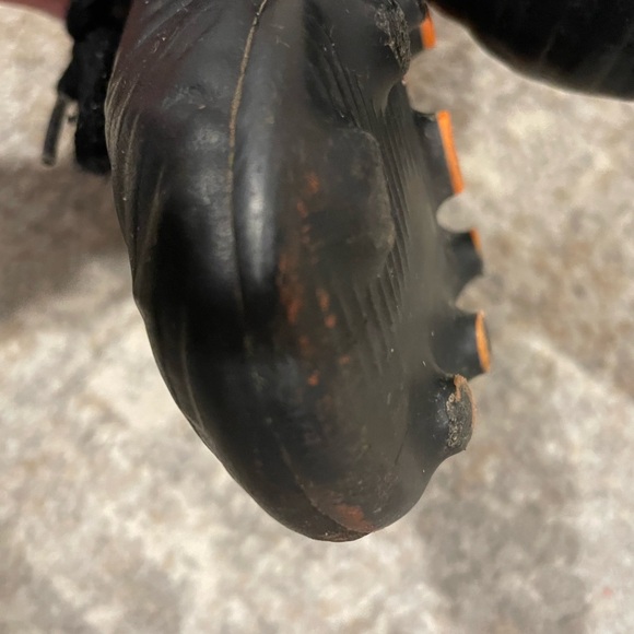 Nike Youth Tiempo Legend 7 Pro FG AH7241-080 Soccer Cleats Black Orange Size 4Y - Picture 10 of 13